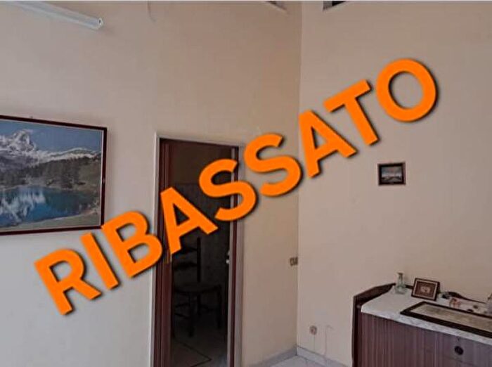 Appartamento con 5 locali in vendita in Via Volturno, Andria