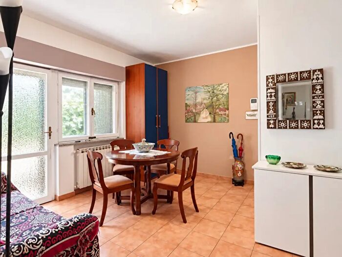 Appartamento bilocale in vendita in Via Poggio Fiorito, Fiuggi