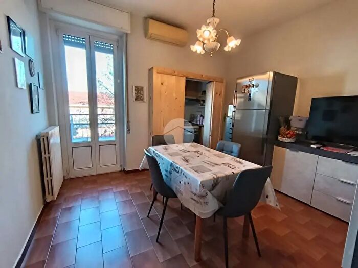 Appartamento trilocale in vendita in Via Giuseppe Verdi, Bussero