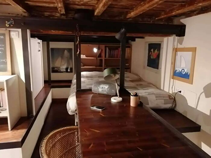 Appartamento monolocale in affitto in Via di San Niccolò, Firenze