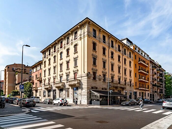 Appartamento bilocale in vendita in Via Giacinto Gallina, Milano