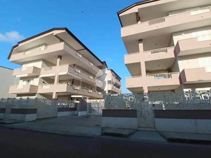 Appartamento quadrilocale in vendita in Via Trieste, Macerata Campania