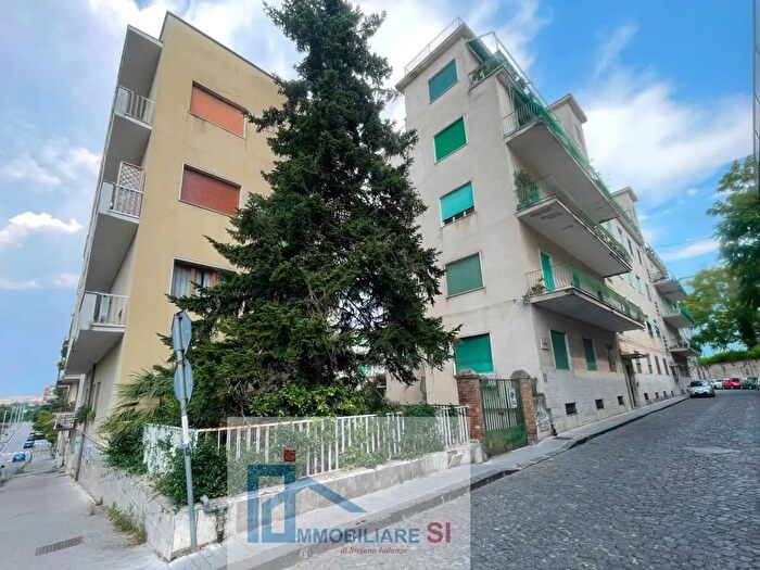 Appartamento trilocale in vendita in Via Torretta, Benevento