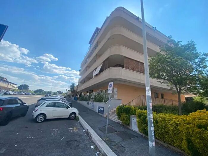 Appartamento bilocale in vendita in Via Antonio Capetti, Roma