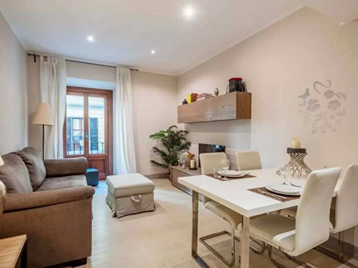 Appartamento bilocale in affitto in Via Giorgio Giulini, Duomo, Milano