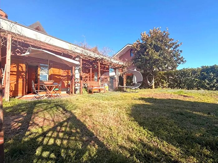 Casa con 6 locali in vendita in Via Veneto, Orbassano