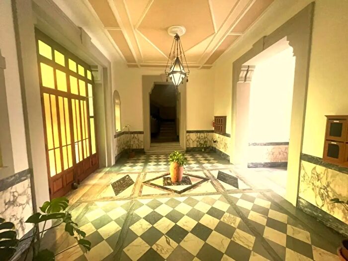 Appartamento con 5 locali in vendita in Lucca