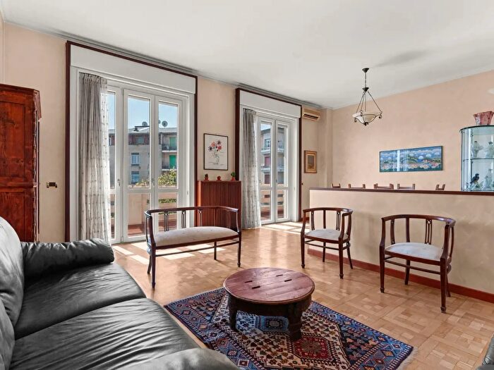 Appartamento quadrilocale in vendita in Via Gian Carlo Castelbarco, Milano