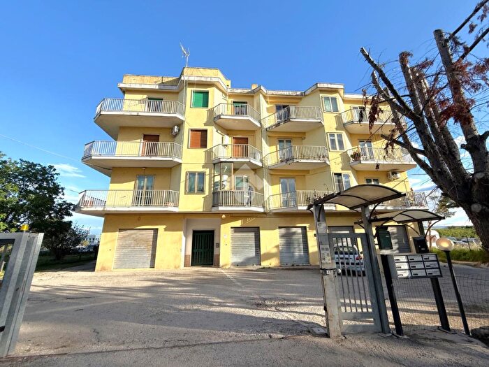 Appartamento quadrilocale in vendita in Contrada Piane St Angelo, San Salvo