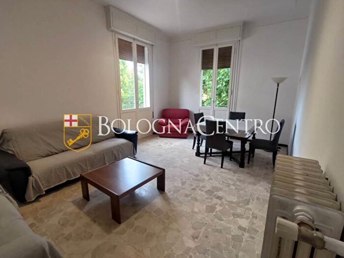 Appartamento con 5 locali in affitto in Via Laura Bassi Veratti, Murri, Bologna