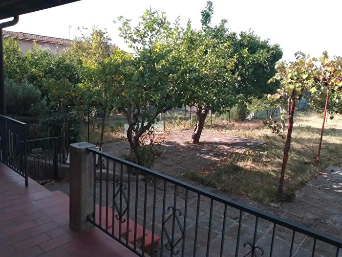 Appartamento con 6 locali in vendita in Via Molignano, Campagna