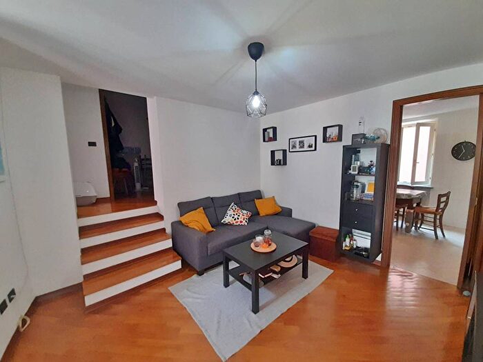 Appartamento trilocale in affitto in Via Giovanni Battista Beccaria, Breo, Mondovì