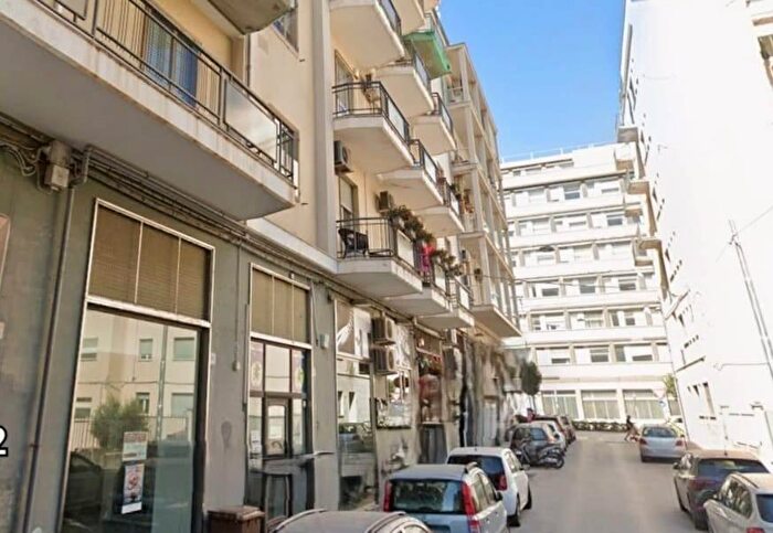 Appartamento quadrilocale in affitto in Via Tagliamento, Siracusa