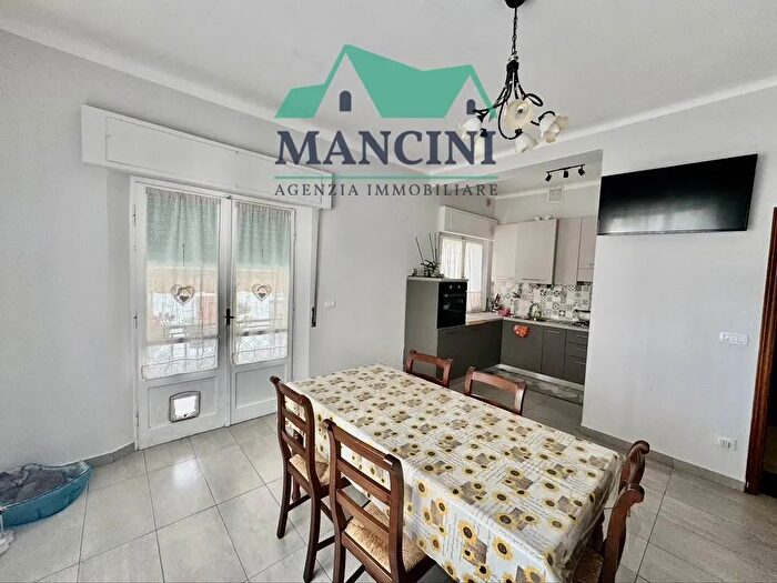 Appartamento quadrilocale in vendita in Verziere, Jesi