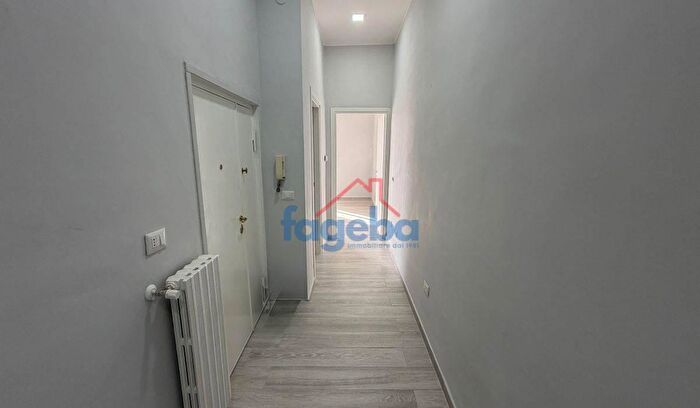 Appartamento trilocale in vendita in Via Sasso, Trani