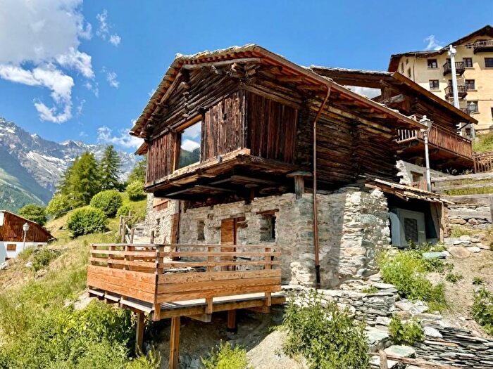 Casa con 6 locali in affitto in Frazione Bringaz, Paquier, Valtournenche