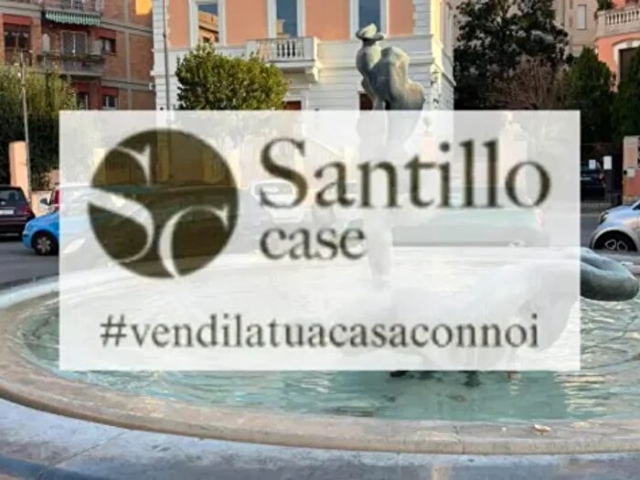 Appartamento trilocale in vendita in Piazza Caprera, Roma