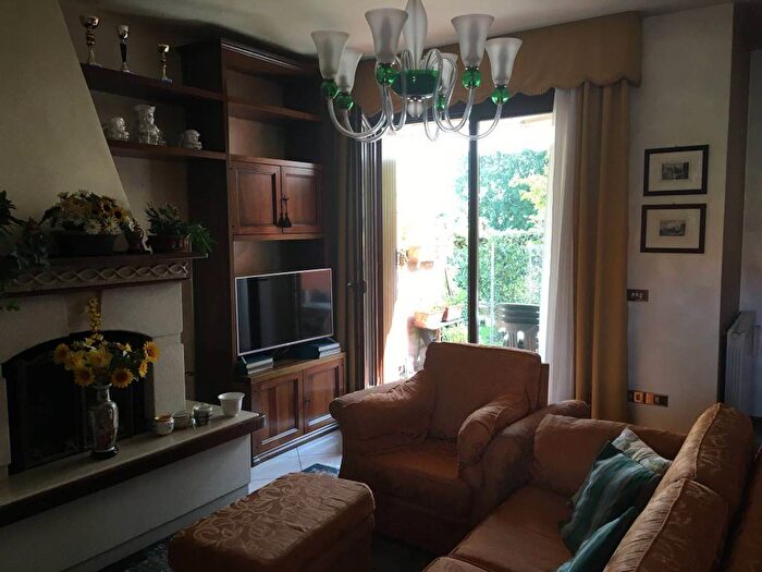 Casa trilocale in affitto in Arino, Dolo