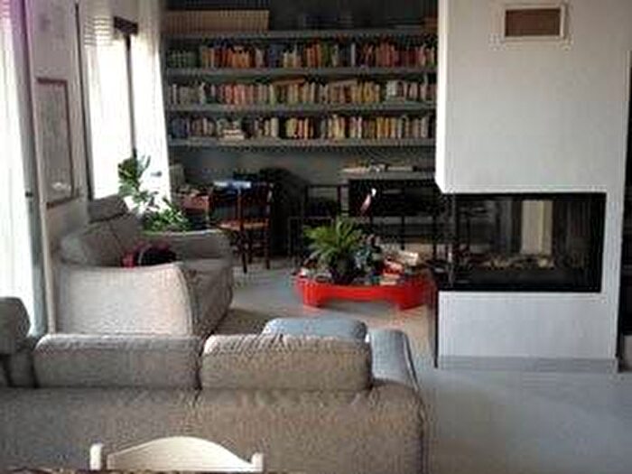 Appartamento con 6 locali in affitto in Via Tunisi, Politeama Ruggiero Settimo, Palermo
