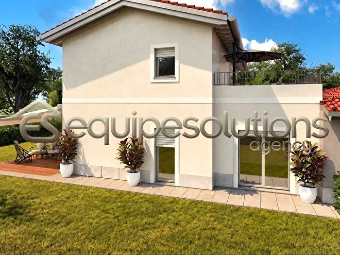Casa quadrilocale in vendita in Via delle Roveri, Ponteranica