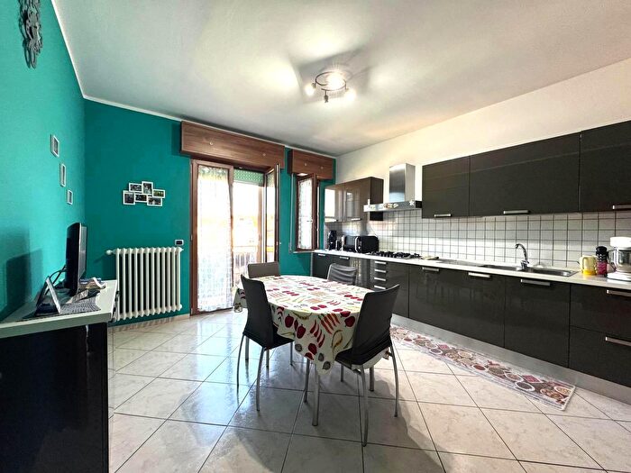 Appartamento con 6 locali in vendita in Via di Serragrande, Rosignano Marittimo