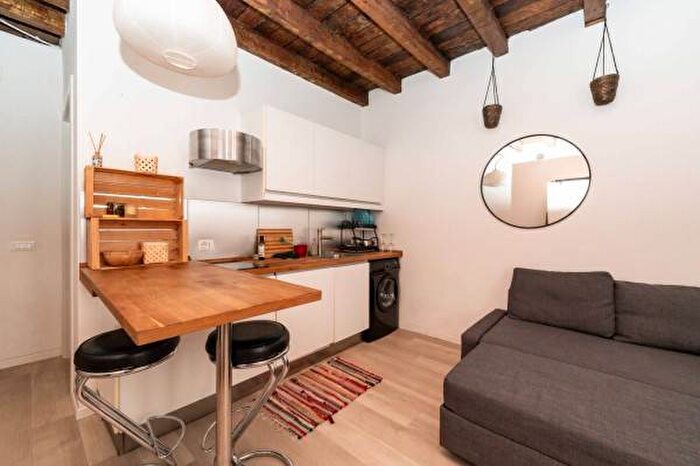 Appartamento monolocale in affitto in Viale Bligny, Bocconi, Milano
