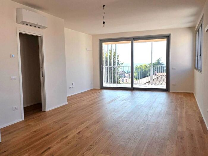 Casa trilocale in affitto in Via Giovanni Amendola, Masnago, Varese