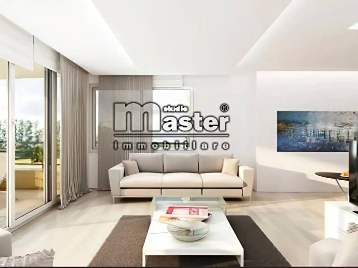 Appartamento quadrilocale in vendita in Viale Luzzatti, Treviso