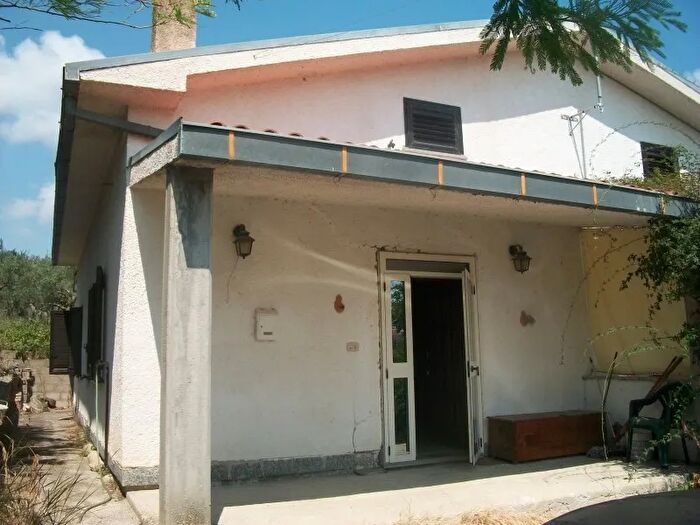 Casa con 6 locali in vendita in Lanciano