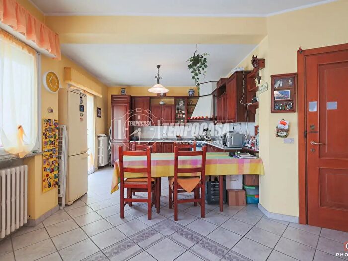 Appartamento quadrilocale in vendita in Viale Enrico Toti, Riccione