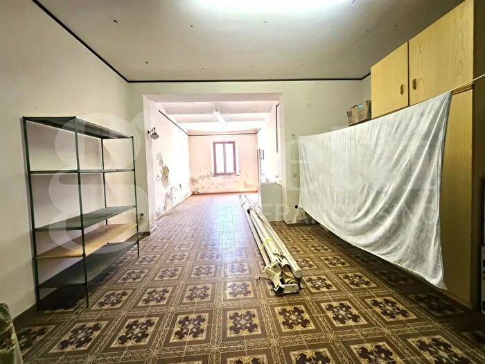 Casa con 5 locali in vendita in Cerreto Guidi