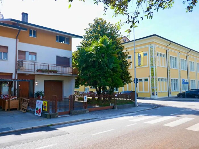 Casa con 5 locali in vendita in Spilimbergo