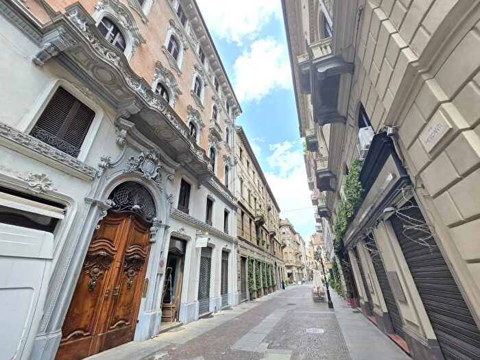 Appartamento monolocale in vendita in Via dei Mercanti, Torino