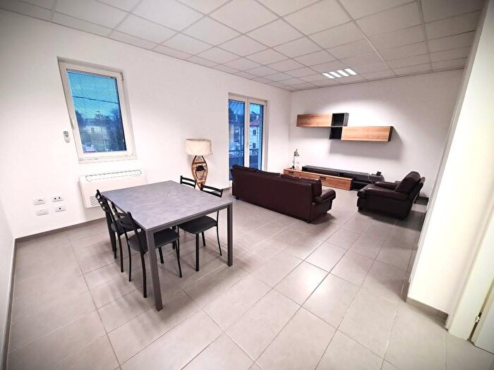 Appartamento quadrilocale in affitto in Via Giuseppe Parini, Centro, Mogliano Veneto