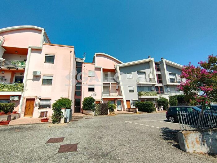 Appartamento quadrilocale in affitto in Cda Rocchi Via Orso Mario Corbino, Quattromiglia, Rende