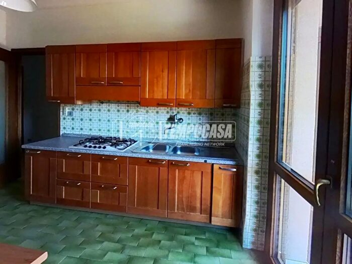 Appartamento trilocale in vendita in Corso Saint Martin De Corleans, Aosta