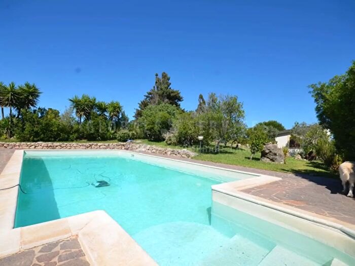 Casa con 7 locali in vendita in Ponte Serra, Alghero