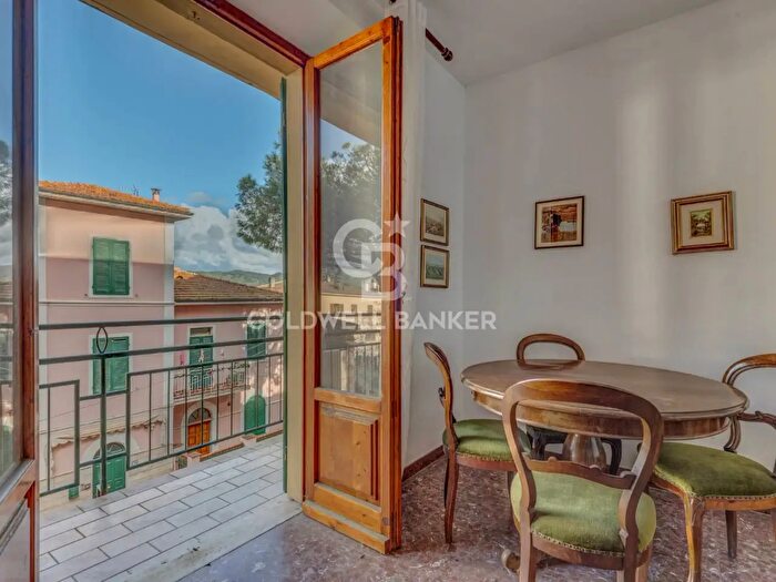 Appartamento con 5 locali in vendita in Via G Marconi, Campo Nell'Elba