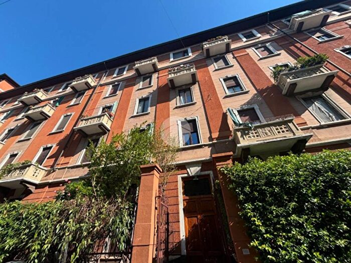Appartamento quadrilocale in affitto in Via Marcona, Plebisciti Susa, Milano