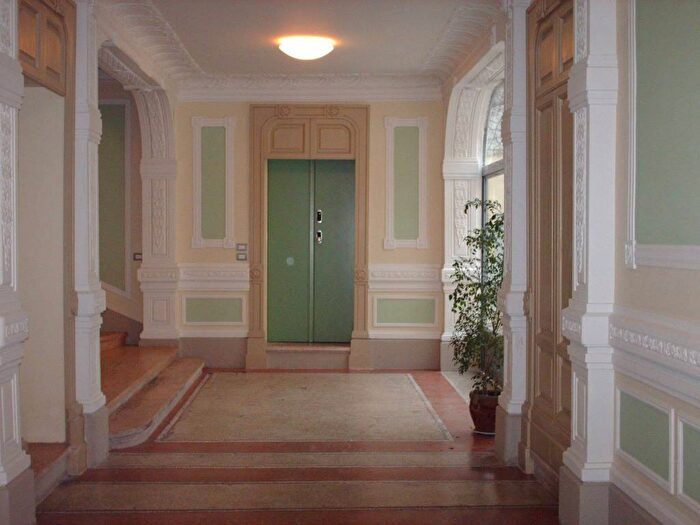 Appartamento bilocale in affitto in Via Tezze, Centro, Mantova