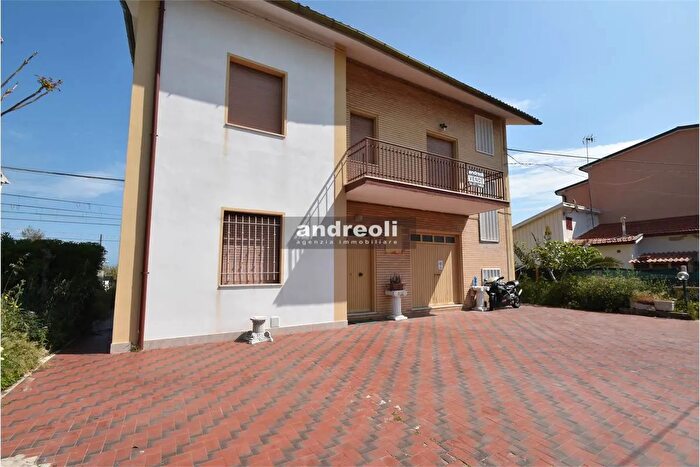 Appartamento quadrilocale in vendita in Montemarciano