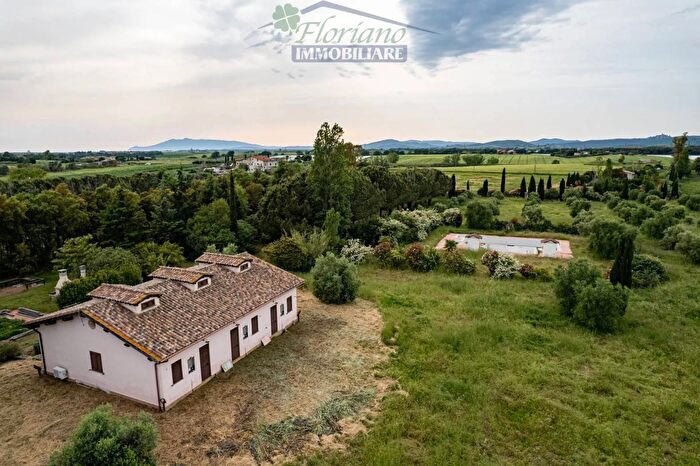 Casa con 6 locali in vendita in Località Il TavolaroSerpentaro, Montalto Di Castro