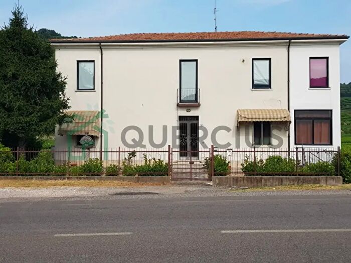 Appartamento con 5 locali in vendita in Via Molini, Cazzano Di Tramigna