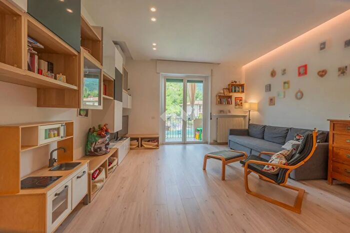 Appartamento quadrilocale in vendita in Viale Roma, Fumane