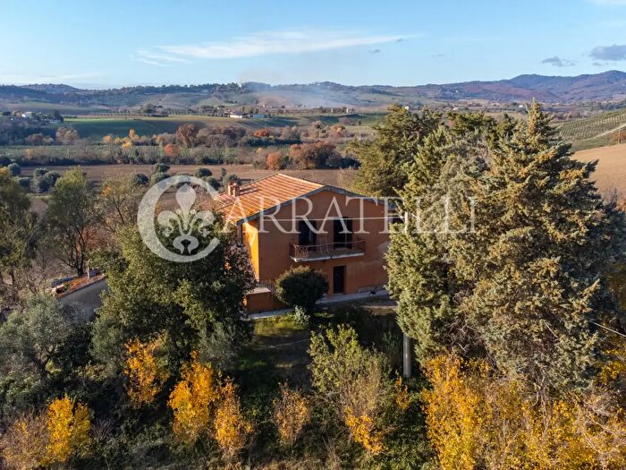 Casa con 5 locali in vendita in Località Aquilaia, Scansano