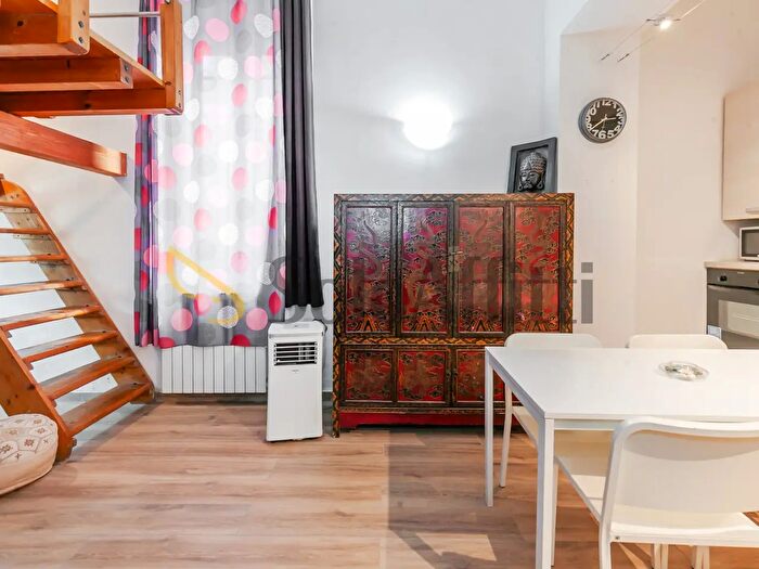 Appartamento monolocale in affitto in Via Bessarione, Milano