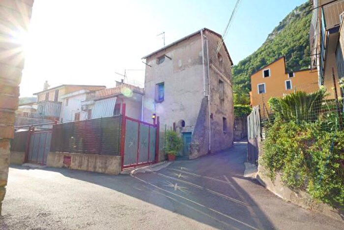 Appartamento bilocale in vendita in Via Patriello Gaur, Montecorvino Rovella