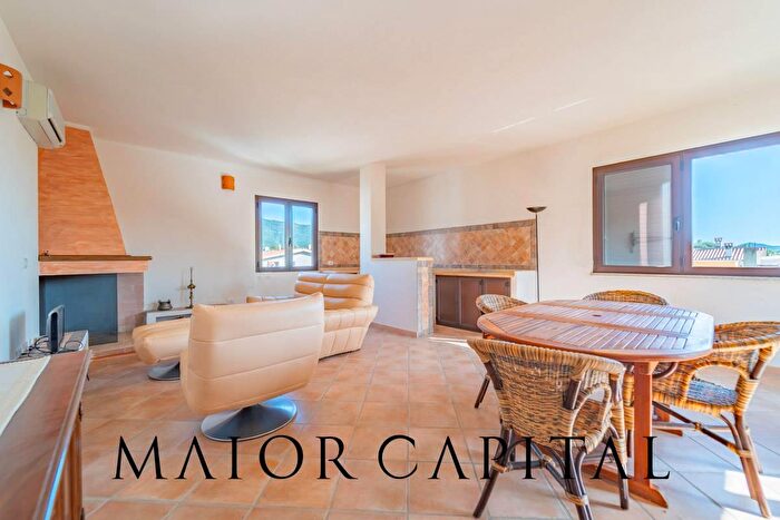 Appartamento trilocale in vendita in Via Fiume, Torpe