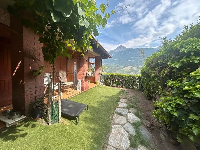 Appartamento quadrilocale in vendita in Regione Crou, Aosta