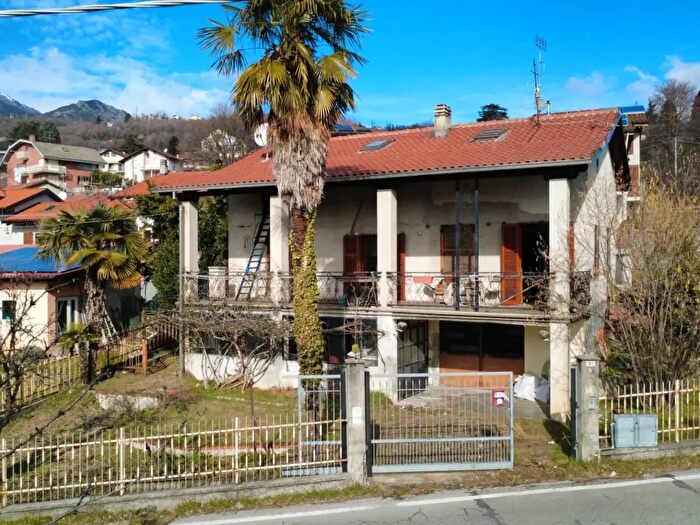 Casa con 5 locali in vendita in Via Rubiana, Almese